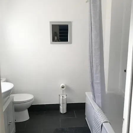 Spacious For Hols Base & Contractors Long Or Short C2c Western Lakes