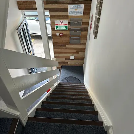 Spacious For Hols Base & Contractors Long Or Short C2c Western Lakes *