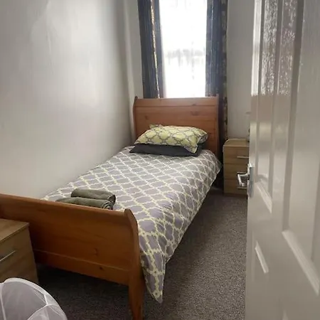 Spacious For Hols Base & Contractors Long Or Short C2c Western Lakes Апартаменты