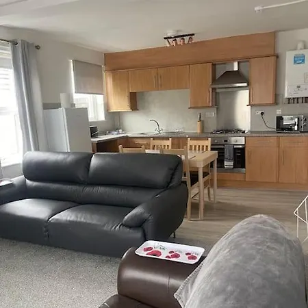 Spacious For Hols Base & Contractors Long Or Short C2c Western Lakes Апартаменты Cleator Moor