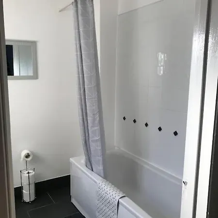 Апартаменты Spacious For Hols Base & Contractors Long Or Short C2c Western Lakes Cleator Moor